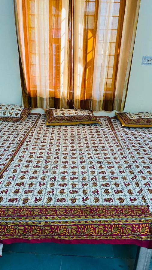 Saket Guest House Dźajpur Zewnętrze zdjęcie